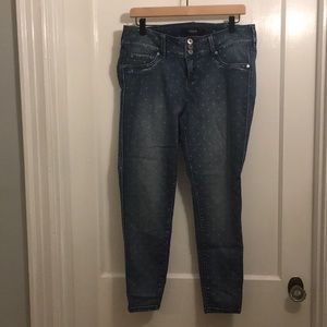 Torrid size 12R polka dot jeggings medium wash